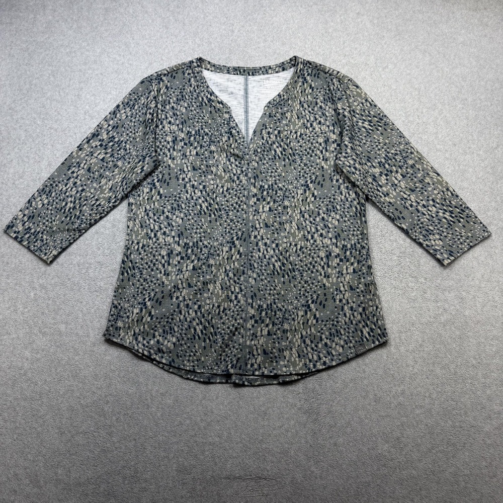 LL Bean Streamside Tee Shirt Womens Medium Blue Geometric 3/4 Sleeve V Neck